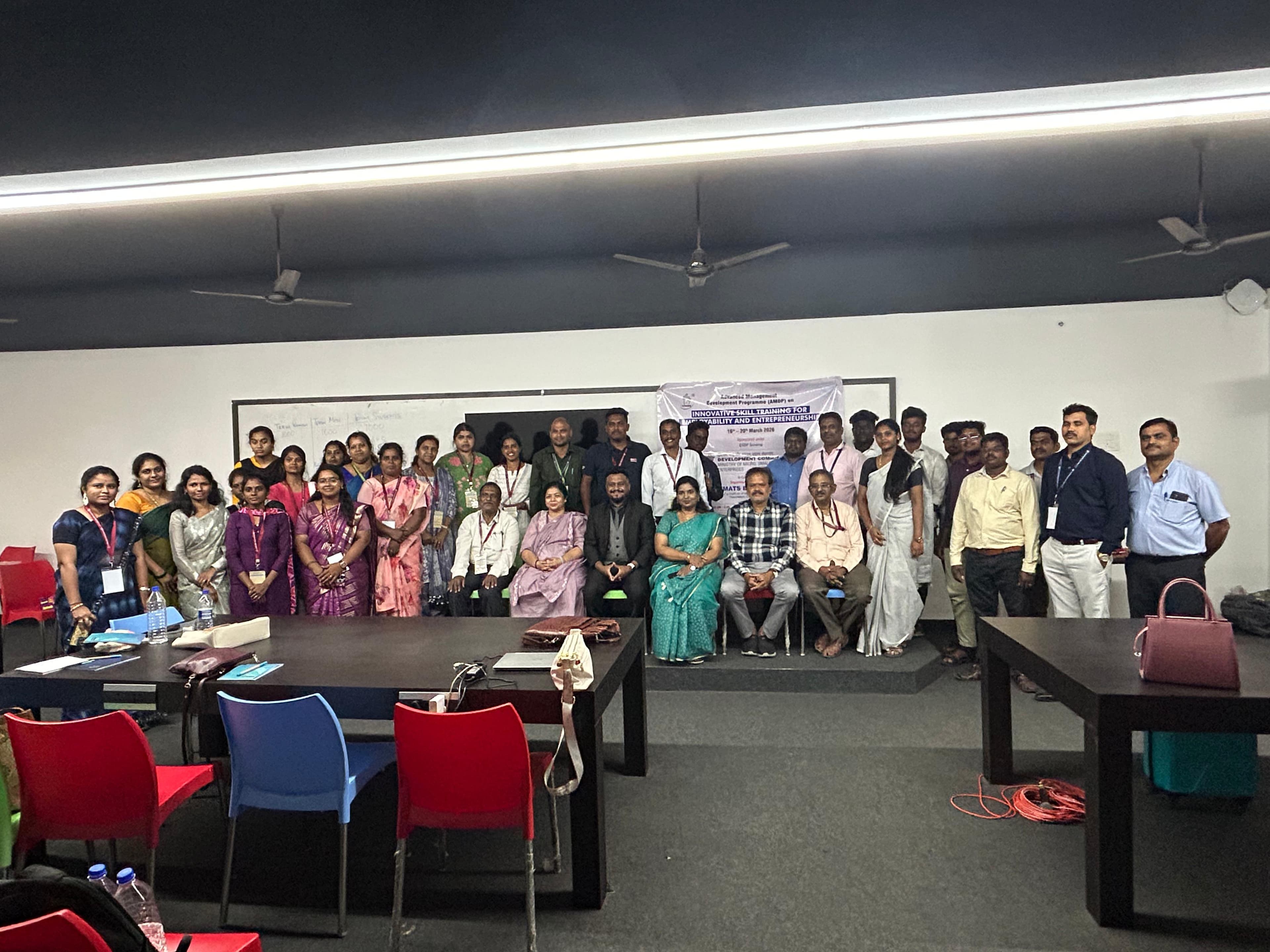Large group photo at an Advanced Management Development Programme on entrepreneurship and employability skills